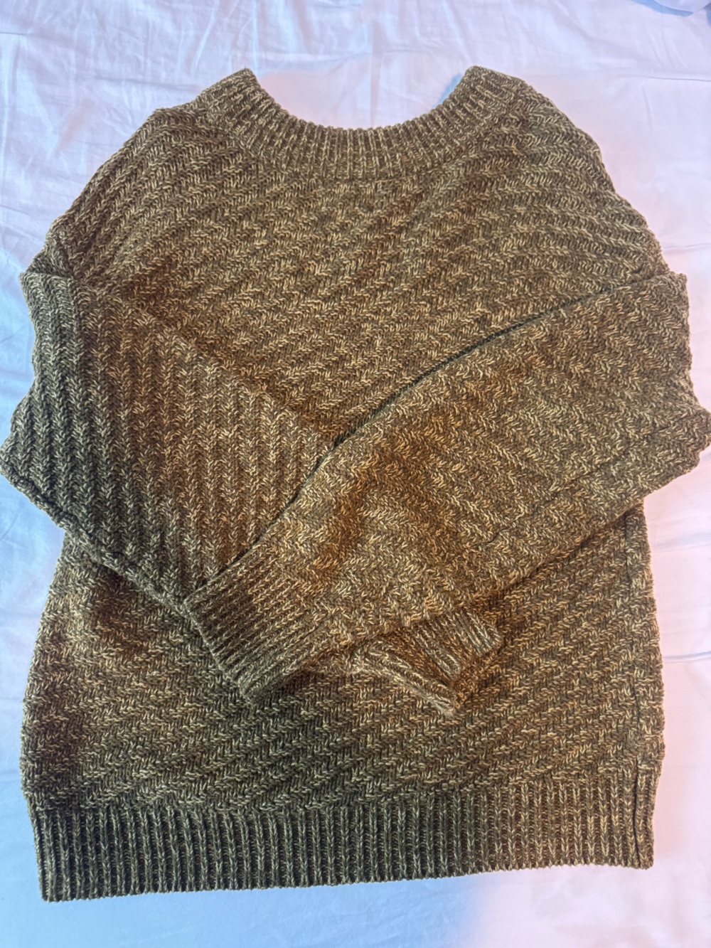 SM Classic Crewneck Green Women's Sweater